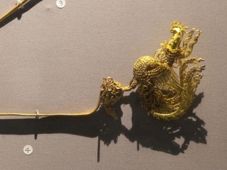 ‘kaiyun’f(x)成员LUNA应援前辈林允儿 为《王在相爱》演唱OST(图2) 开云入口